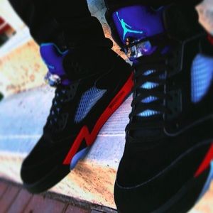 Meet your Posher, Devin